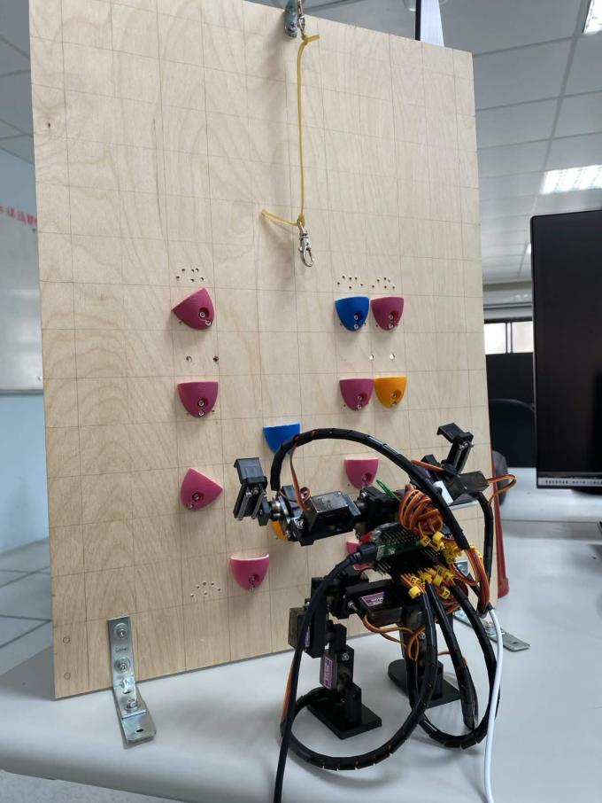 Climbing robot prototype